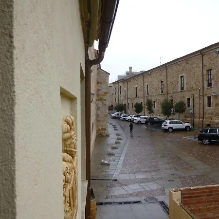Studio Calle De Carniceros Zamora